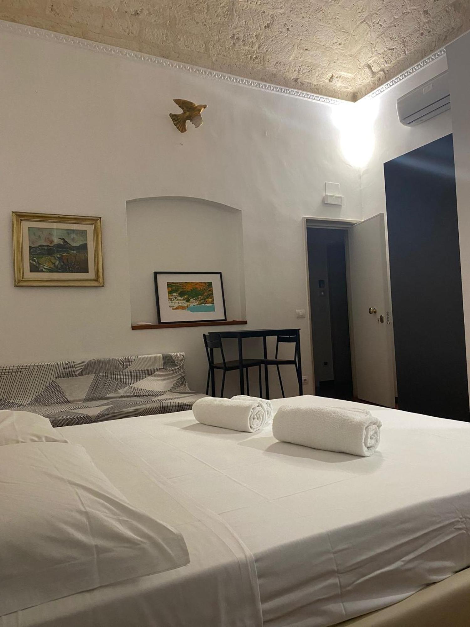 Araba Fenice Apartments - Bari Centro Ngoại thất bức ảnh